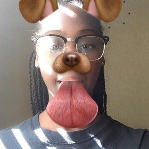 Meet your Posher, Denasia